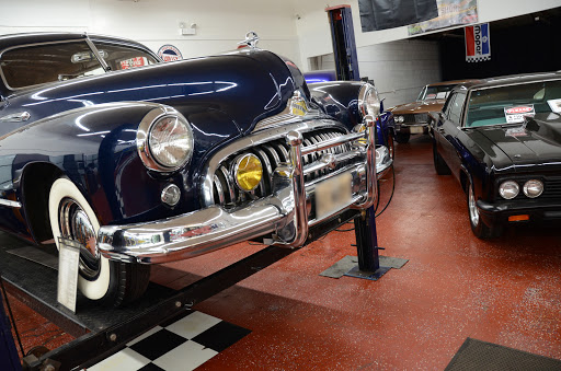Used Car Dealer «North Shore Classics (Classic Car Dealership)», reviews and photos, 149 N Seymour Ave, Mundelein, IL 60060, USA