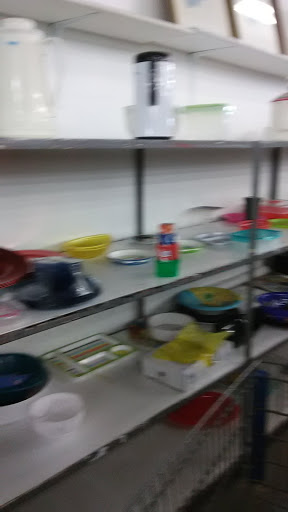 Thrift Store «Thrift Center», reviews and photos, 820 E Shields Ave, Fresno, CA 93704, USA