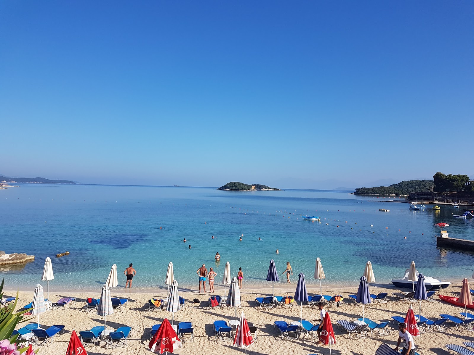 Foto di Plazhi Paradise con molto pulito livello di pulizia