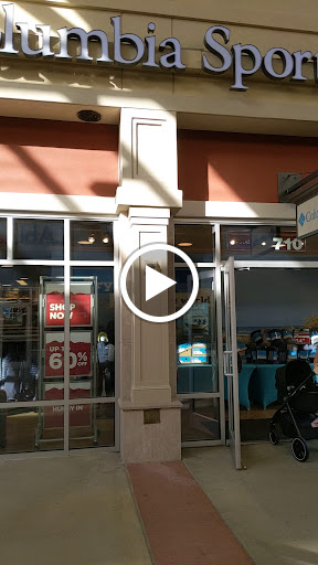 Sportswear Store «Columbia Sportswear Outlet Store at Tanger Outlets», reviews and photos, 4000 Arrowhead Blvd #710, Mebane, NC 27302, USA