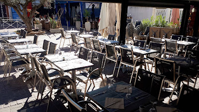 AU 10 PLACE DU MARCHÉ. à Palavas-les-Flots