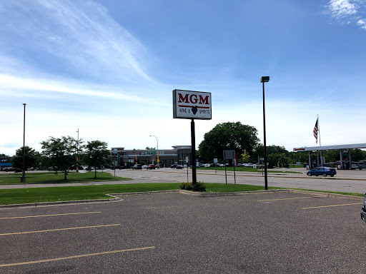 Liquor Store «MGM Liquor Warehouse», reviews and photos, 495 17th Ave N, Hopkins, MN 55305, USA