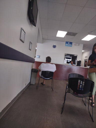 Blood Donation Center «BPL Plasma Center - Blanding Blvd.», reviews and photos