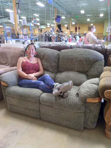 Thrift Store «Community Thrift Stores», reviews and photos, 1047 SE Military Dr, San Antonio, TX 78214, USA