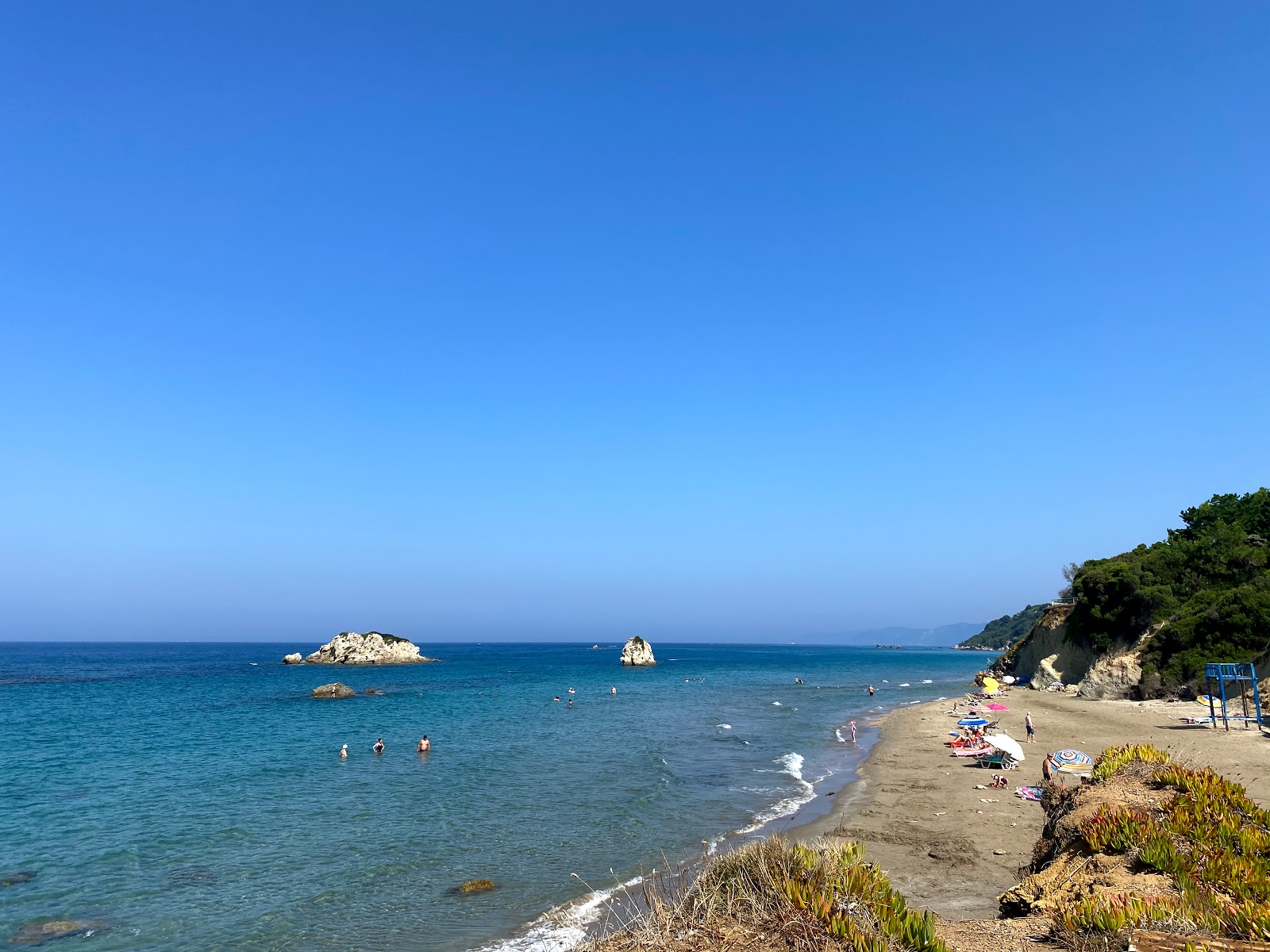 Prasoudi beach'in fotoğrafı çok temiz temizlik seviyesi ile