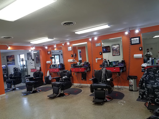 Barber Shop «DCB Barber Shop - Barber Shop Hispano», reviews and photos, 1545 E Olive Rd, Pensacola, FL 32514, USA