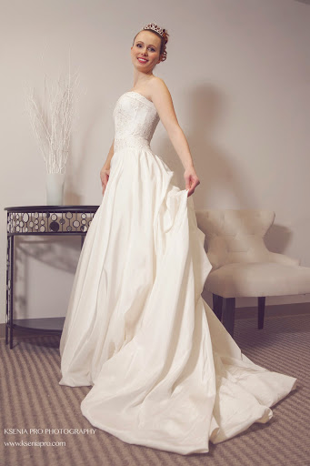 Bridal Shop «Fairytale Brides on a Shoestring Boutique», reviews and photos, 154 Congressional Ln, Rockville, MD 20852, USA