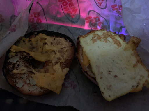 Donut Shop «Honey Dew Donuts», reviews and photos, 2 Taunton St, Plainville, MA 02762, USA