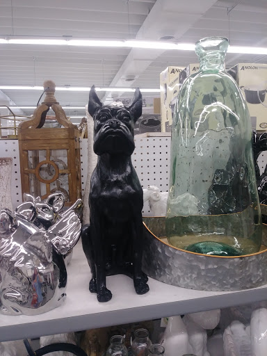 Home Goods Store «Tuesday Morning», reviews and photos, 44 Westgate Pkwy, Asheville, NC 28806, USA