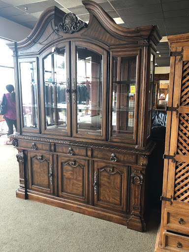 Thrift Store «Salvation Army Thrift Store», reviews and photos, 5042 S Padre Island Dr, Corpus Christi, TX 78411, USA