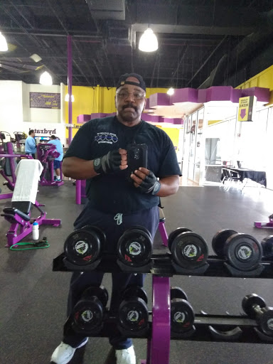 Gym «Planet Fitness», reviews and photos, 1257 Jefferson Davis Hwy, Fredericksburg, VA 22401, USA