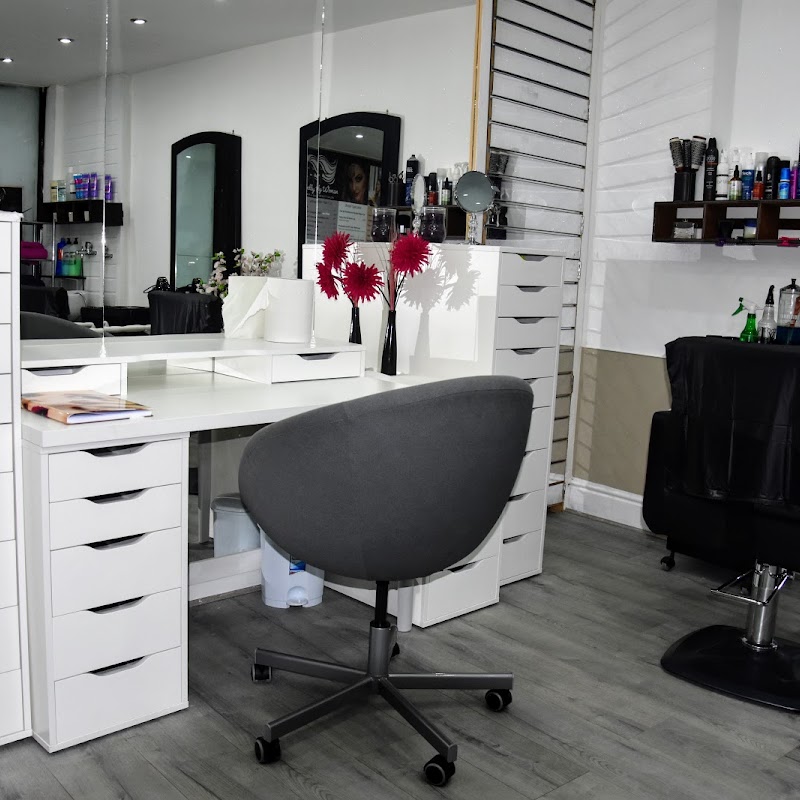 Pretty Woman Hair & Beauty Salon