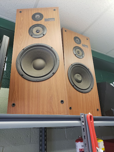 Pawn Shop «U-Pawn LLC», reviews and photos, 884 Main St, Willimantic, CT 06226, USA