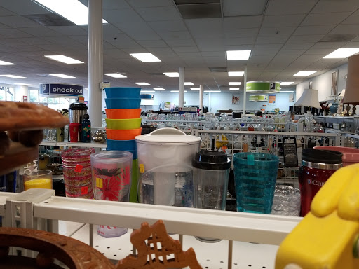 Thrift Store «Goodwill Retail Store & Donation Center», reviews and photos, 22405 Enterprise St, Sterling, VA 20164, USA
