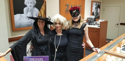 Jewelry Store «Zales - The Diamond Store», reviews and photos, 777 E Merritt Island Causeway, Merritt Island, FL 32952, USA