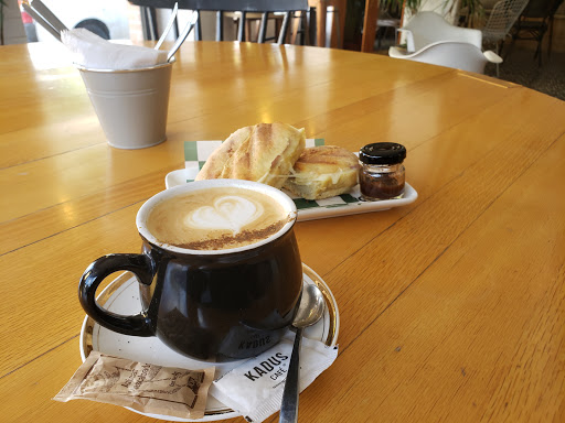Kadus Café