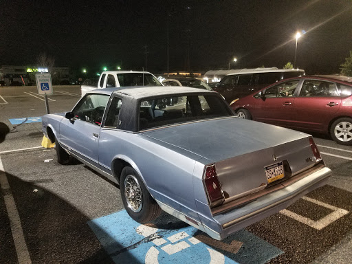 Grocery Store «Giant Food Stores», reviews and photos, 4001 New Falls Rd, Levittown, PA 19056, USA