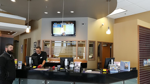 Tire Shop «Youngstedts Wayzata Tire & Auto Service», reviews and photos, 15320 Wayzata Blvd, Wayzata, MN 55391, USA