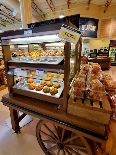 Grocery Store «Lowes Foods of Leland», reviews and photos, 1152 East Cutlar Crossing, Leland, NC 28451, USA