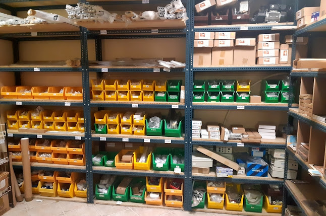 Sanglass Kabin Kft. - Fürdőszoba - Konyha - Bútorbolt