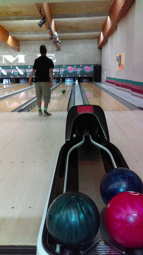 Restaurant «Glacier Lanes Restaurant & Lounge», reviews and photos, 9630 Evergreen Way, Everett, WA 98204, USA