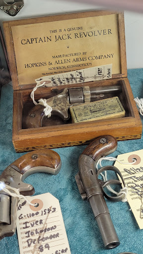 Gun Shop «AAA Gun & Pawn Shop», reviews and photos, 1849 S Woodland Blvd, DeLand, FL 32720, USA