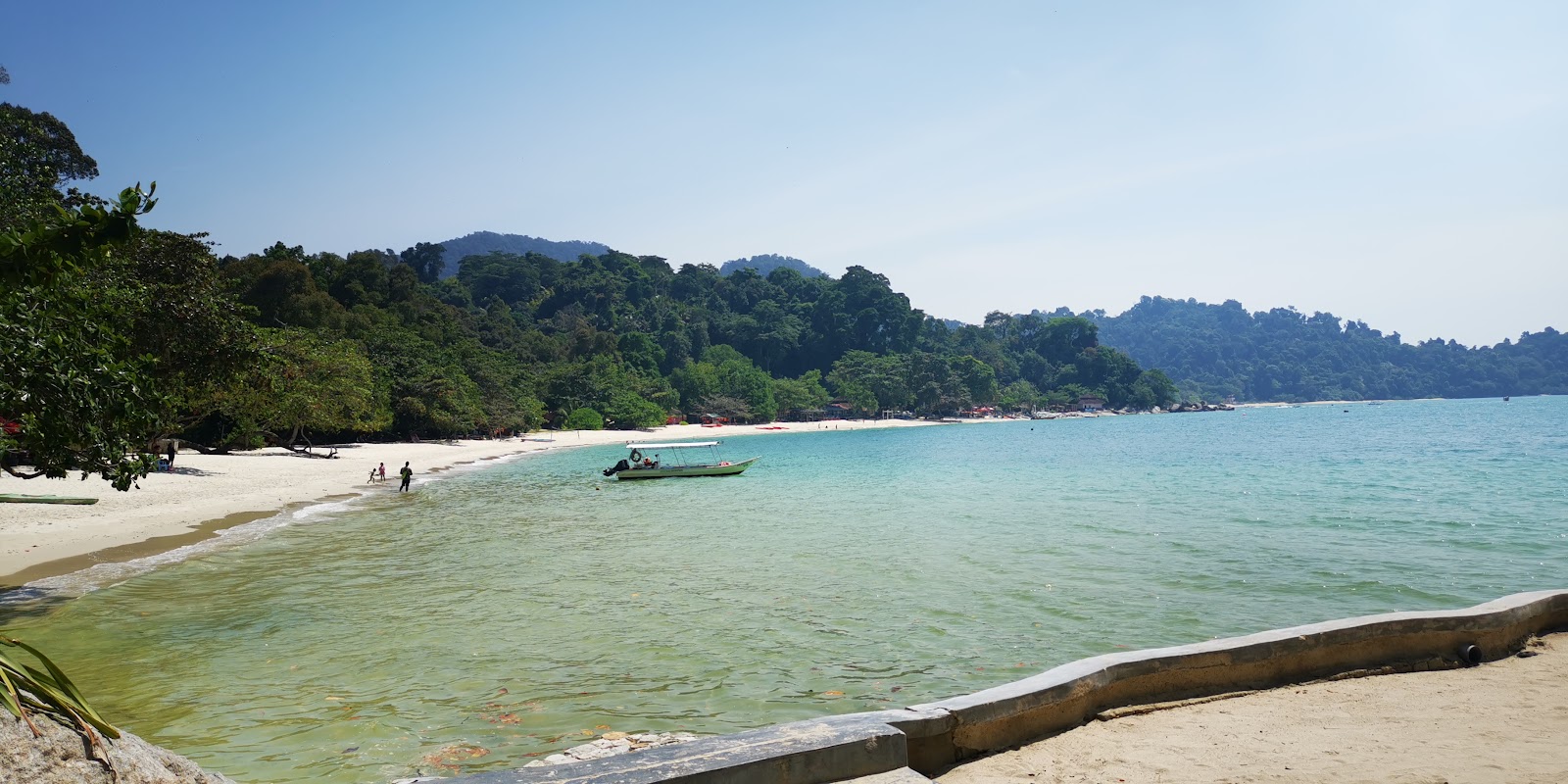 Photo of Teluk Nipah Coral Beach with very clean level of cleanliness