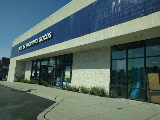 Sporting Goods Store «Big 5 Sporting Goods - San Mateo», reviews and photos, 2825 S El Camino Real, San Mateo, CA 94403, USA
