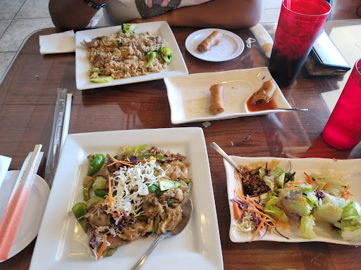 Glendale Sala Thai Restaurant