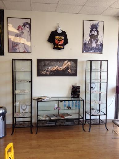 Tattoo and Piercing Shop «Absolute Tattoo Studio #3», reviews and photos, 11832 Bandera Rd, Helotes, TX 78023, USA