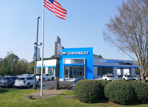 Cadillac Dealer «Holiday Chevrolet Cadillac», reviews and photos, 543 2nd St, Williamsburg, VA 23185, USA