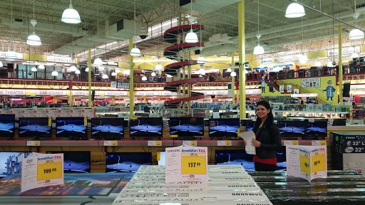 Department Store «BrandsMart USA», reviews and photos, 5000 Motors Industrial Way, Atlanta, GA 30360, USA