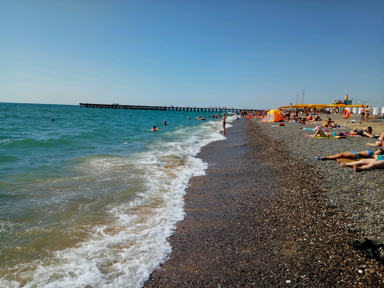 Fotografija Plaža Novofedorovka priljubljeno mesto med poznavalci sprostitve