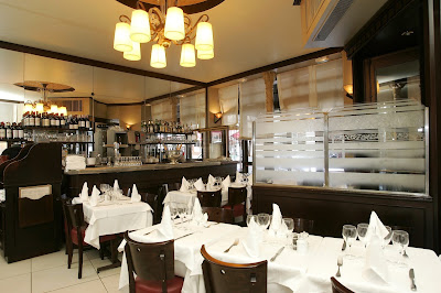 Chez André à Paris