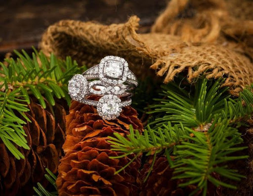 Jewelry Store «Welling and Co. Jewelers», reviews and photos, 8992 Cincinnati Dayton Rd, West Chester Township, OH 45069, USA