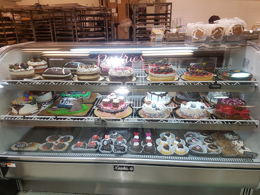 Grocery Store «Star Market», reviews and photos, 49 White St, Cambridge, MA 02140, USA