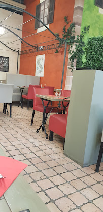 Atmosphère du Restaurant italien LA TABLE ITALIENNE à Chambourcy - n°3