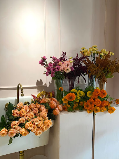 Ellen Street Florals & Goods