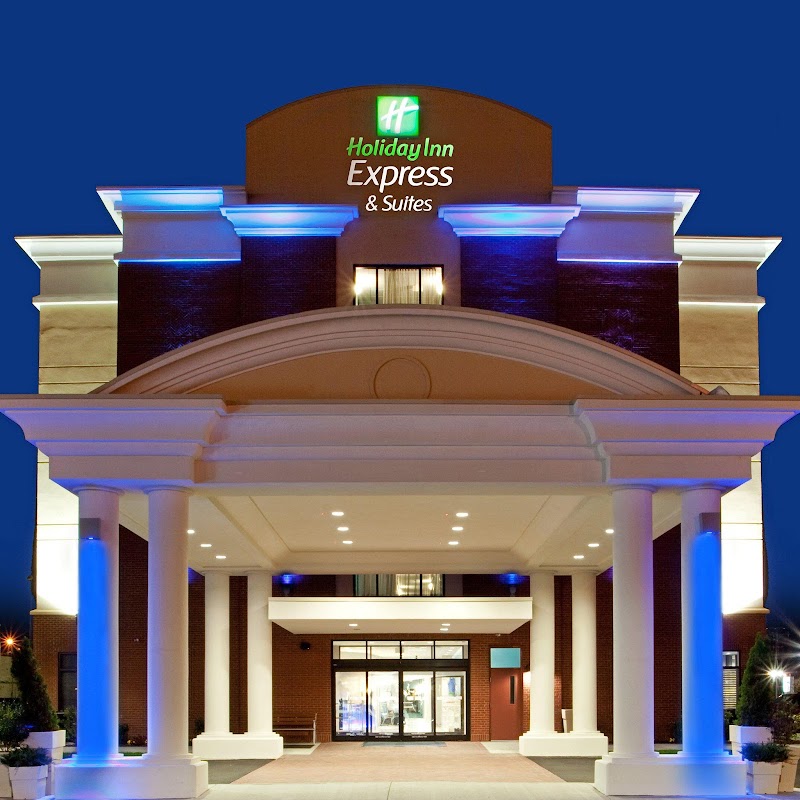 Holiday Inn Express & Suites Norfolk Airport, an IHG Hotel