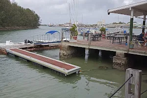 Seychelles Yacht Club image