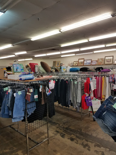 Thrift Store «The Salvation Army Family Store & Donation Center», reviews and photos