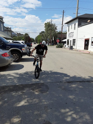 Bicycle Store «Fletcher Bike Studio», reviews and photos, 2404 Taft St, Houston, TX 77006, USA