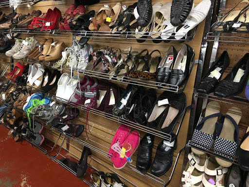 Thrift Store «McChord Thrift Shop», reviews and photos, Battery Rd & 4th St #717, McChord AFB, WA 98438, USA