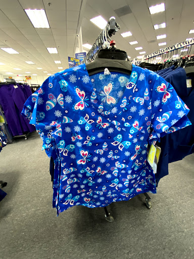 Uniform Store «Scrub Pro Uniforms & Gallo Clothing», reviews and photos, 78 Mountain Rd, Glen Burnie, MD 21060, USA