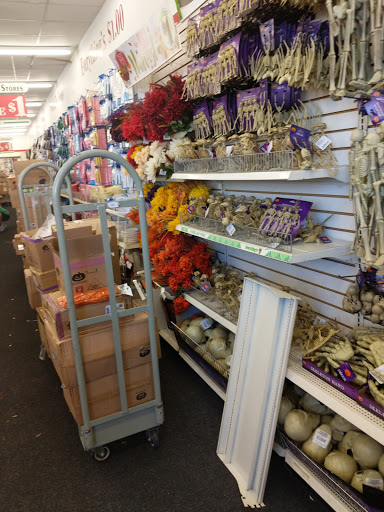 Dollar Store «Dollar Tree», reviews and photos, 13575 NW Cornell Rd, Portland, OR 97229, USA