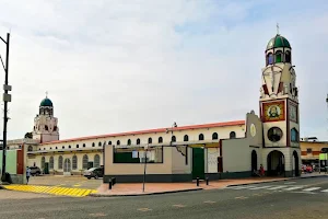 Santuario Católico Cristo del Consuelo | Guayaquil image