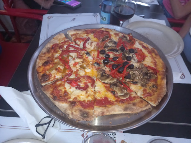 Ratatui Pizzaria - Restaurante