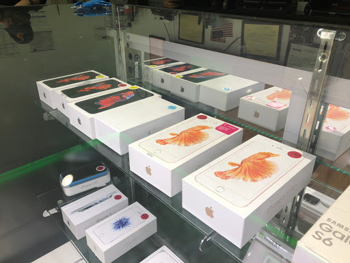 Cell Phone Store «HEALIX Smartphone & Drone Repair», reviews and photos, 138 New Dorp Ln, Staten Island, NY 10306, USA