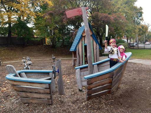 Park «Gladys Potter Park (Humboldt Park)», reviews and photos, 92 Elton St, Providence, RI 02906, USA