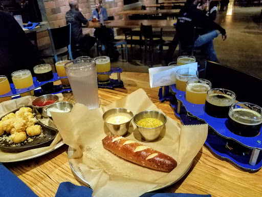 Brewery «Big Lake Brewing», reviews and photos, 977 Butternut Dr #4, Holland, MI 49424, USA